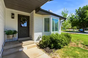 1405 E Vintry Ln S, Murray, UT 84121 - Photo 4