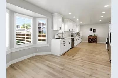 1405 E Vintry Ln S, Murray, UT 84121 - Photo 14