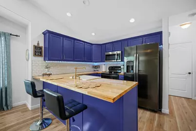 1022 W Allington Dr N, North Salt Lake, UT 84054 - Photo 8