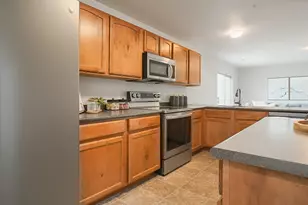 2128 E Eagle Crest Way, Eagle Mountain, UT 84005 - Photo 8