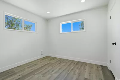 5165 S 4520 W, Kearns, UT 84118 - Photo 16