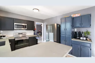 70 S 200 W, Salem, UT 84653 - Photo 12