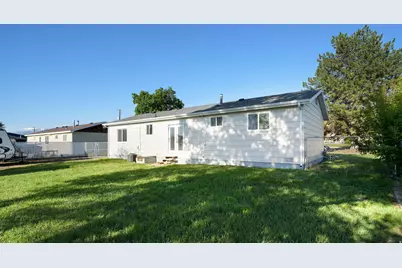 70 S 200 W, Salem, UT 84653 - Photo 32