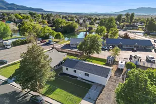 70 S 200 W, Salem, UT 84653 - Photo 2