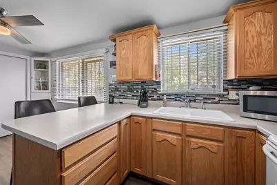 3421 W Brett Ave, West Valley, UT 84119 - Photo 8