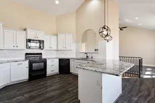 4833 N Shady Bend Ln, Lehi, UT 84043 - Photo 6