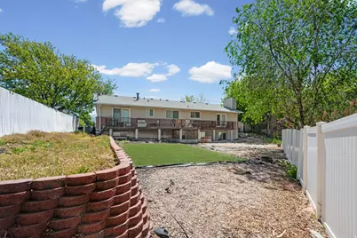 7402 S Temple Dr W, West Jordan, UT 84084 - Photo 28