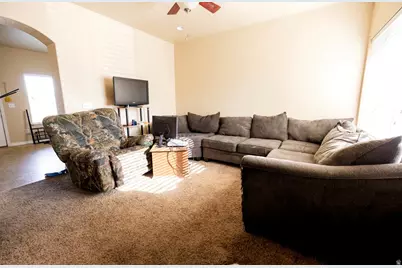 1658 W 300 S #42, Vernal, UT 84078 - Photo 8