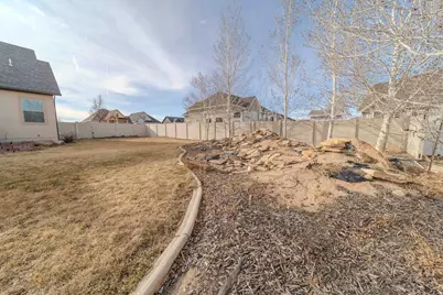 85 S Constitution Dr, Roosevelt, UT 84066 - Photo 12