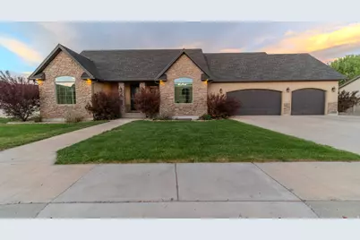 85 S Constitution Dr, Roosevelt, UT 84066 - Photo 1