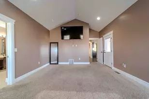 85 S Constitution Dr, Roosevelt, UT 84066 - Photo 32