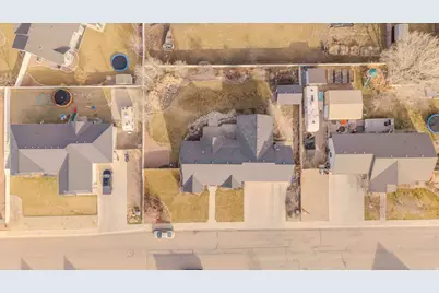 85 S Constitution Dr, Roosevelt, UT 84066 - Photo 4