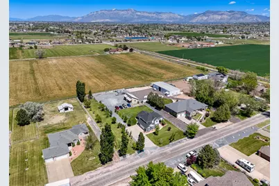 5182 W 5725 S, Hooper, UT 84315 - Photo 2