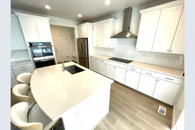 164 E 1780 S #10, Orem, UT 84058 - Photo 2