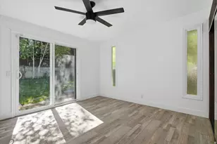 6557 S 2600 E, Cottonwood Heights, UT 84121 - Photo 12
