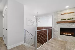 6557 S 2600 E, Cottonwood Heights, UT 84121 - Photo 14