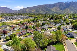1088 E 1500 N, Layton, UT 84040 - Photo 8