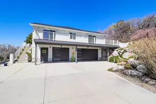 10193 S Majestic Canyon Rd, Sandy, UT 84092 - Photo 8