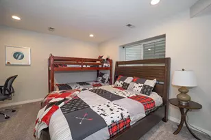 10193 S Majestic Canyon Rd, Sandy, UT 84092 - Photo 32