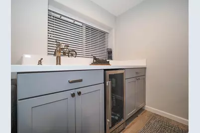 10193 S Majestic Canyon Rd, Sandy, UT 84092 - Photo 38