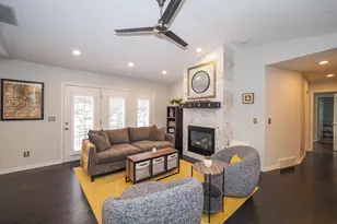 10193 S Majestic Canyon Rd, Sandy, UT 84092 - Photo 16