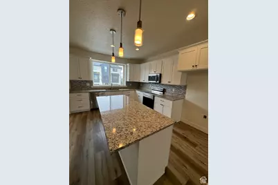 633 E 360 S, American Fork, UT 84003 - Photo 2