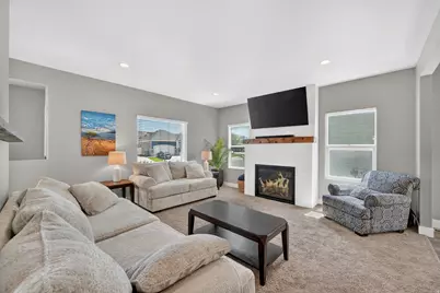 15164 S Battle Dr, Bluffdale, UT 84065 - Photo 4