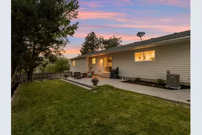 1230 E Crestridge Rd, Sandy, UT 84094 - Photo 2