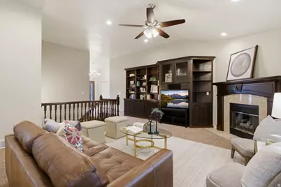 8228 S Set Point Cir E, Sandy, UT 84093 - Photo 12