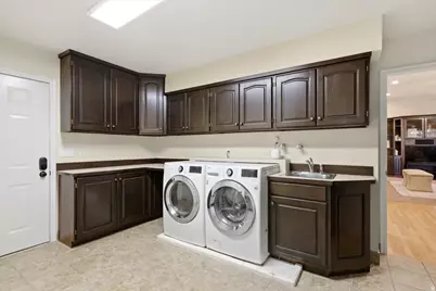 8228 S Set Point Cir E, Sandy, UT 84093 - Photo 42