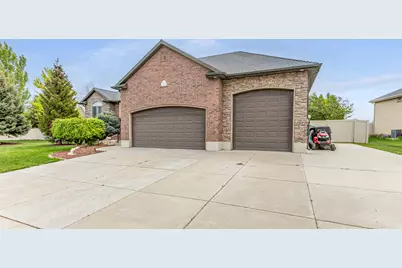 3031 W 2325 S, West Haven, UT 84401 - Photo 2