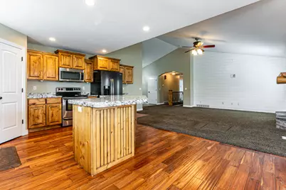 3031 W 2325 S, West Haven, UT 84401 - Photo 10