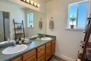 469 E Vine St S, Murray, UT 84107 - Photo 30