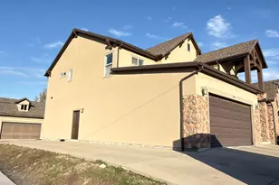 469 E Vine St S, Murray, UT 84107 - Photo 44