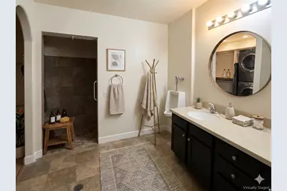 469 E Vine St S, Murray, UT 84107 - Photo 16