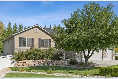 930 S 840 W, Lehi, UT 84043 - Photo 2