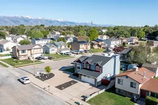 2829 W 5925 S, Roy, UT 84067 - Photo 2