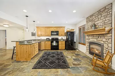 11201 S Gracie View Ln, South Jordan, UT 84095 - Photo 38