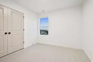 11369 S Offshore Way W, South Jordan, UT 84009 - Photo 16