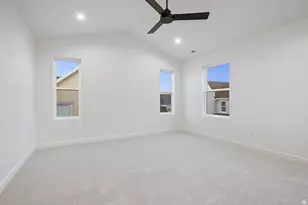 11369 S Offshore Way W, South Jordan, UT 84009 - Photo 10