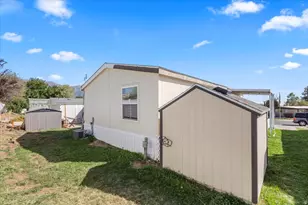 2600 N Hill Rd, Layton, UT 84041 - Photo 22