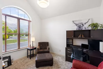 882 S Sego Lily Way, Mapleton, UT 84664 - Photo 4