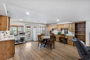 882 S Sego Lily Way, Mapleton, UT 84664 - Photo 20