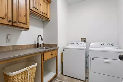 882 S Sego Lily Way, Mapleton, UT 84664 - Photo 12
