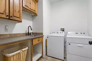 882 S Sego Lily Way, Mapleton, UT 84664 - Photo 12