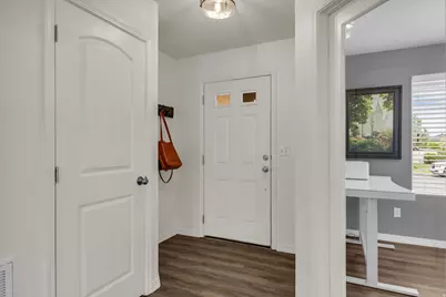 419 S 2920 W, Lehi, UT 84043 - Photo 4