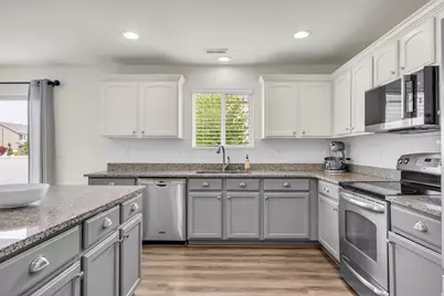 419 S 2920 W, Lehi, UT 84043 - Photo 14