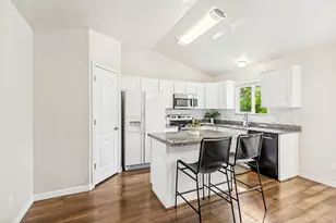502 S 1600 W, Provo, UT 84601 - Photo 8