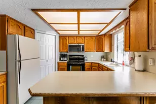 2772 N 1525 E, Layton, UT 84040 - Photo 10