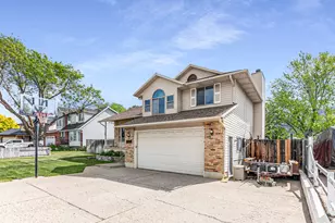 2772 N 1525 E, Layton, UT 84040 - Photo 4